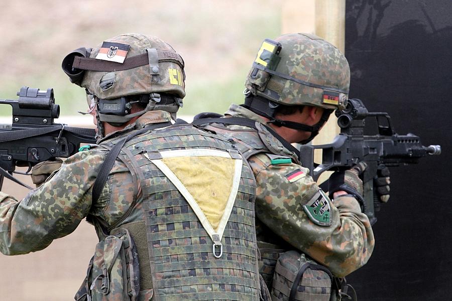 Wehrbeauftragter Otte warnt vor Personalmangel in der Bundeswehr und fordert bessere Bezahlung
