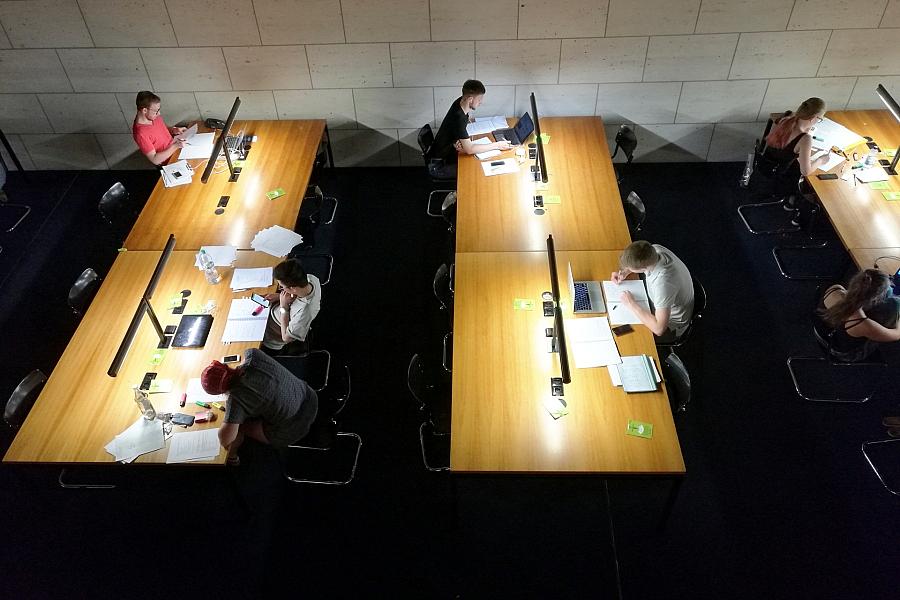 Mecklenburg-Vorpommern führt Bachelor of Laws für Jura-Studenten ein