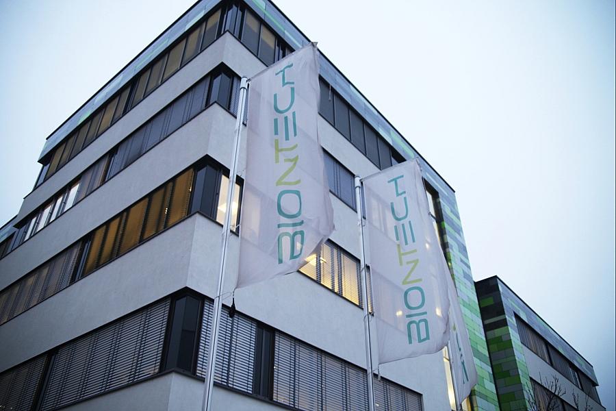 Biontech übernimmt Curevac für 5,46 USD je Aktie und stärkt mRNA-Krebstherapien