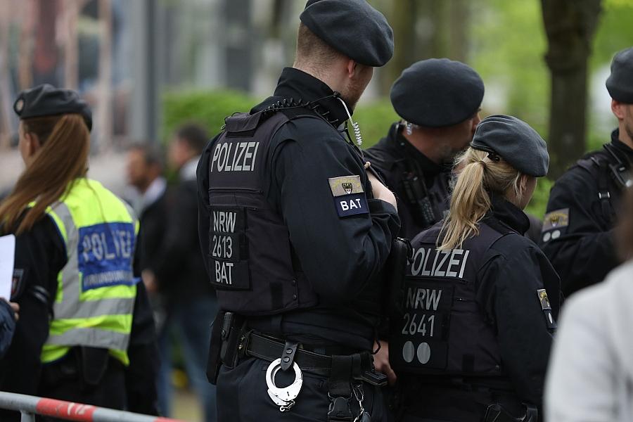 Unbekannte stehlen tiefgekühltes Bullensperma in Löcknitz-Penkun