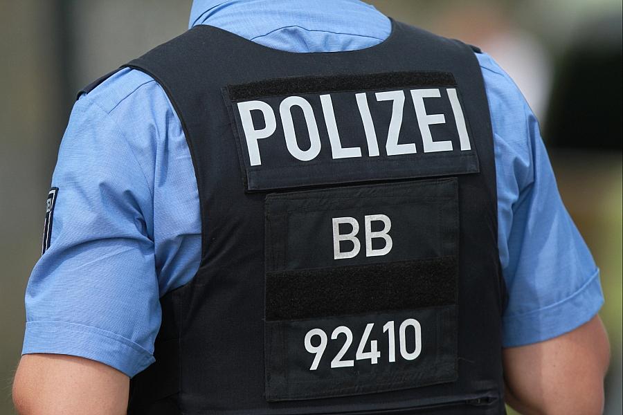 72-Jährige stirbt nach Unfall mit Auto in Schwerin