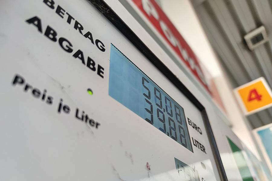 ADAC warnt vor steigenden Spritpreisen durch Konflikt zwischen Israel und Iran