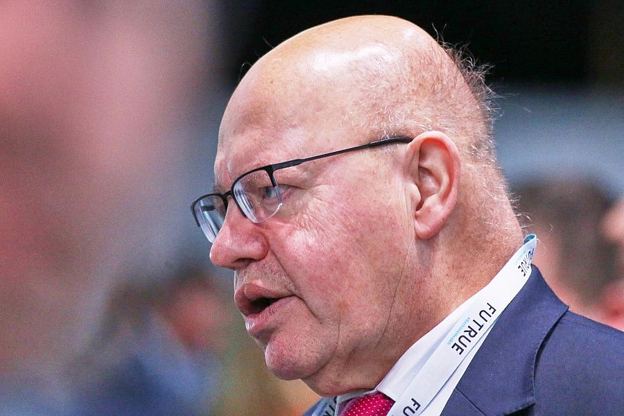 Peter Altmaier kritisiert Adenauers Umgang mit NS-Vergangenheit und personelle Kontinuitäten