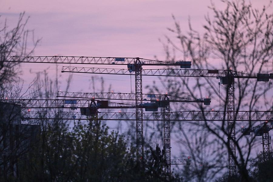 Auftragseingang im Bauhauptgewerbe sinkt im April 2025 um 8 Prozent – Tiefbau stark betroffen