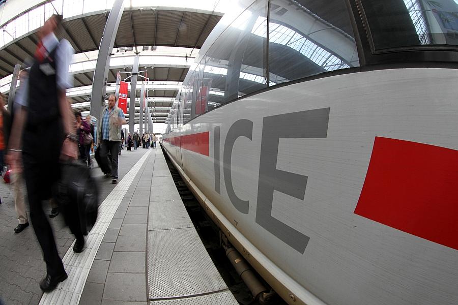 Deutsche Bahn Pünktlichkeit sinkt auf 58 Prozent – Gründe und Forderungen