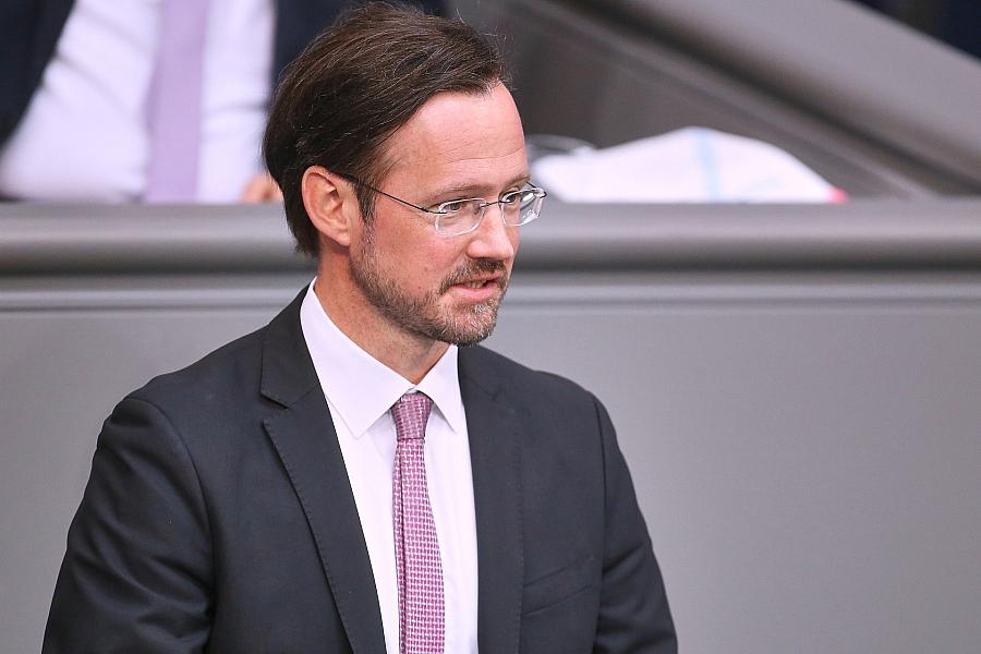 SPD warnt vor Russlands hybrider Kriegsführung und fordert bessere Vorbereitung