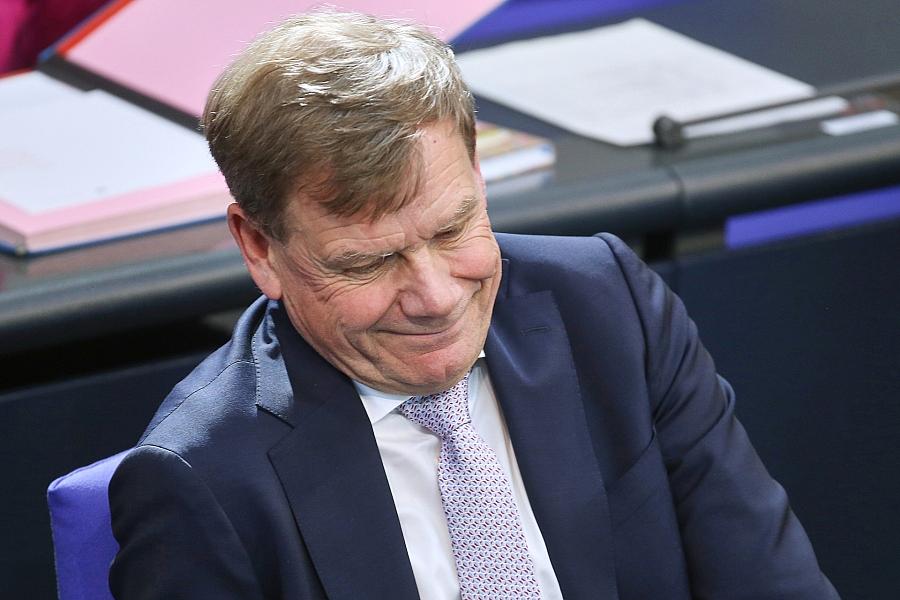 SPD-Politiker Ralf Stegner verteidigt Außenminister Wadephul gegen CDU-Kritik
