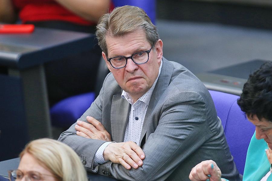SPD-Parteitag: Ralf Stegner fordert Debatte über Friedenspolitik nach Wahldebakel