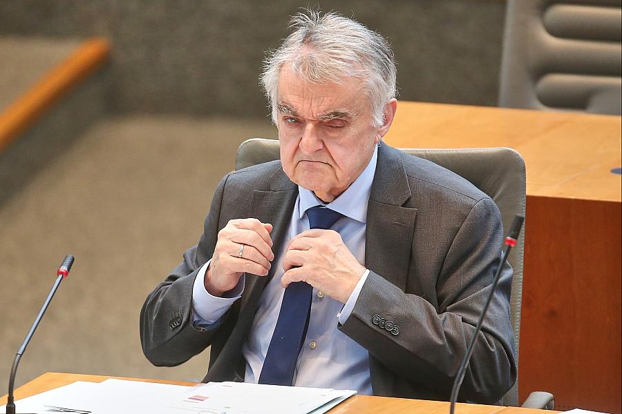 Innenminister warnt vor erstarkender islamistischer Missionierung in Deutschland