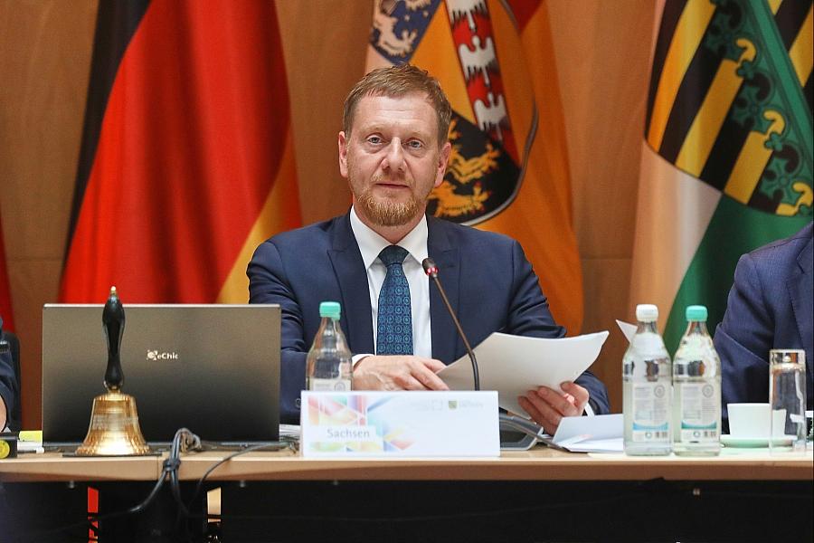 Sachsens Ministerpräsident warnt vor Anti-EU Stimmung durch Überregulierung