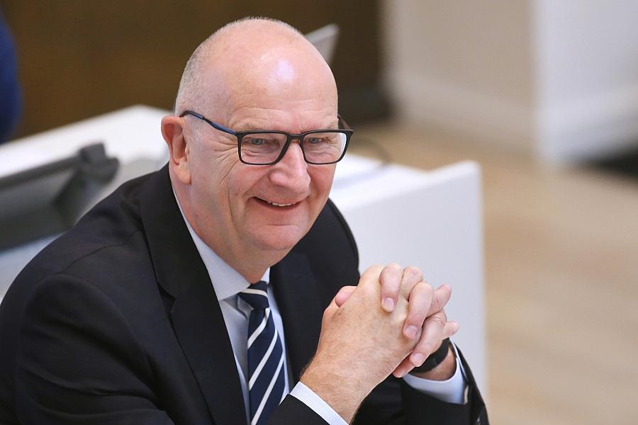Dietmar Woidke als SPD-Landesvorsitzender in Brandenburg mit 84,9 Prozent bestätigt