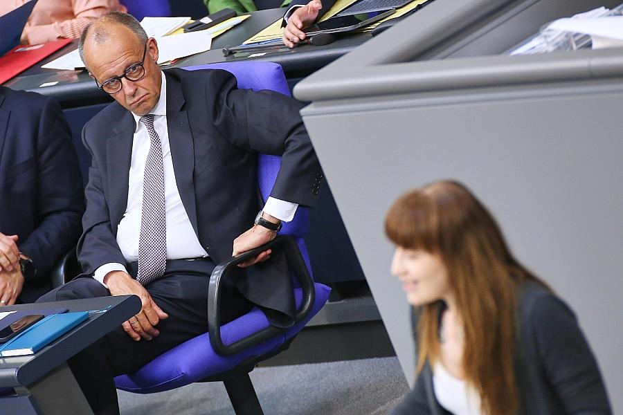 Linke kritisiert Union nach Wahl des Parlamentarischen Kontrollgremiums als undemokratisch