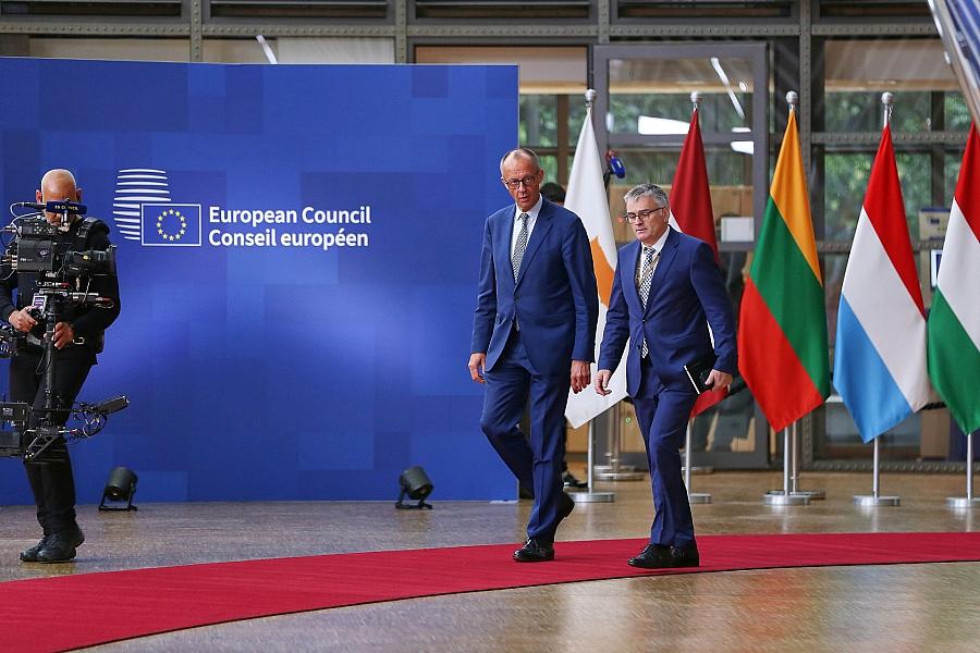 EU-Staats- und Regierungschefs einigen sich auf Maßnahmen zu Verteidigung und Nahost