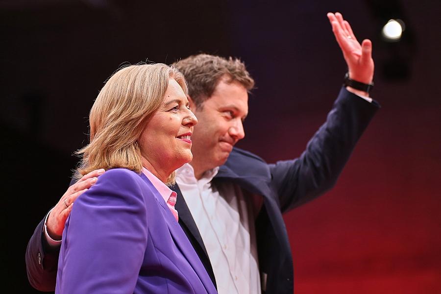 Stephan Weil und Nancy Faeser bewerten SPD-Vorsitzwahl unterschiedlich