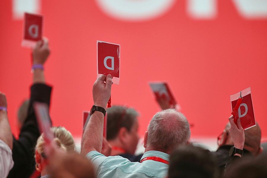 CDU-Politiker Röwekamp fordert Wehrpflicht-Reaktivierung und kritisiert SPD-Beschluss