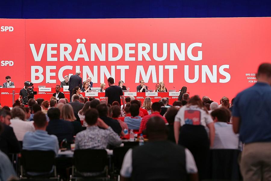 SPD-Parteitag in Berlin endet nach Debatte über AfD-Verbotsverfahren