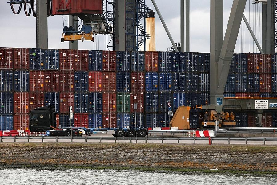 DIHK warnt vor Separatverträgen im US-EU-Zollstreit – Risiko für europäische Geschlossenheit und KMUs