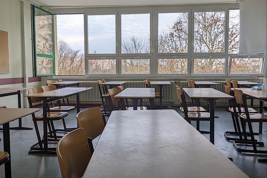 SPD und Linke wollen Extremismusprävention an Schulen stärken