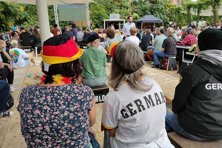 DFB-Elf startet mit 2:0-Sieg gegen Polen in die EM – Jule Brand und Lea Schüller treffen