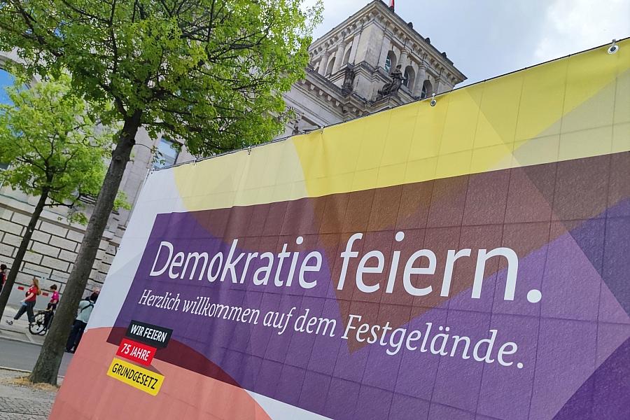 Sozialreformen als Chance: Caritas-Präsidentin hält Vertrauensstärkung in die Demokratie für möglich