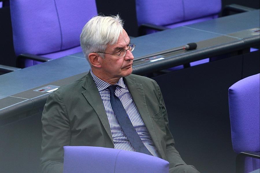 Union bleibt bei Reform der Schuldenbremse – Expertenkommission soll Modernisierung prüfen