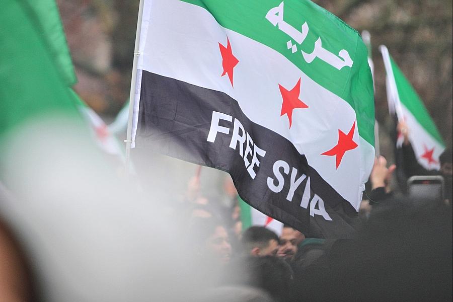 Bamf beginnt mit Widerruf von Schutztiteln für syrische Straftäter und Gefährder