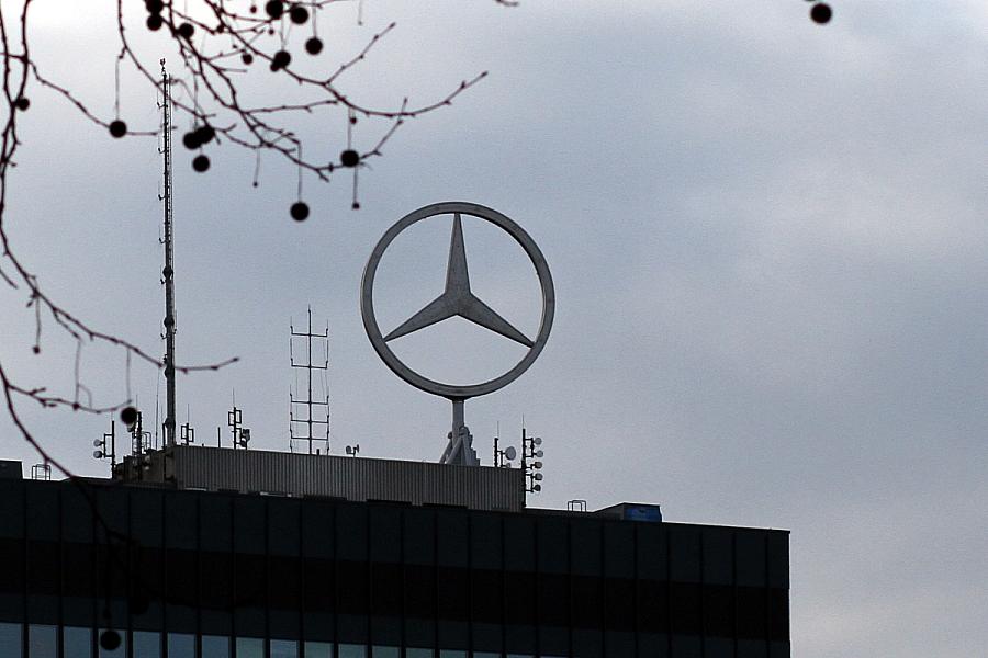 Mercedes-Benz Gewinneinbruch im Q2 2025: Zölle und Sondereffekte belasten Ergebnis