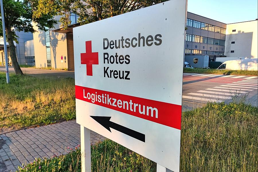 DRK-Präsidentin Gerda Hasselfeldt fordert Landtransporte statt Luftabwürfe für Gaza-Hilfe
