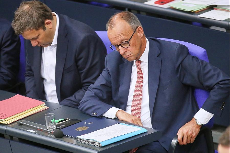 Verian: Mehrheit der Wahlberechtigten unzufrieden mit Arbeit der Bundesregierung