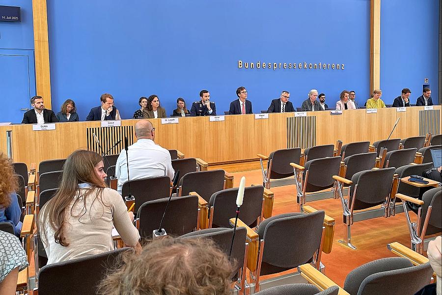 Bundesregierung reagiert zurückhaltend auf Steinmeiers Kritik an gescheiterter Richterwahl