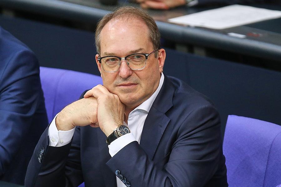 Bundesweiter Einsatz von Palantir-Software VeRA in der Prüfung – Kritik von SPD und Grünen