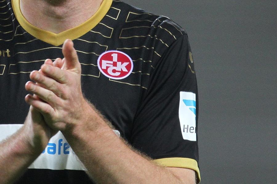 1. FC Kaiserslautern besiegt FC Schalke 04 mit 1:0 – Ritter entscheidet per Elfmeter