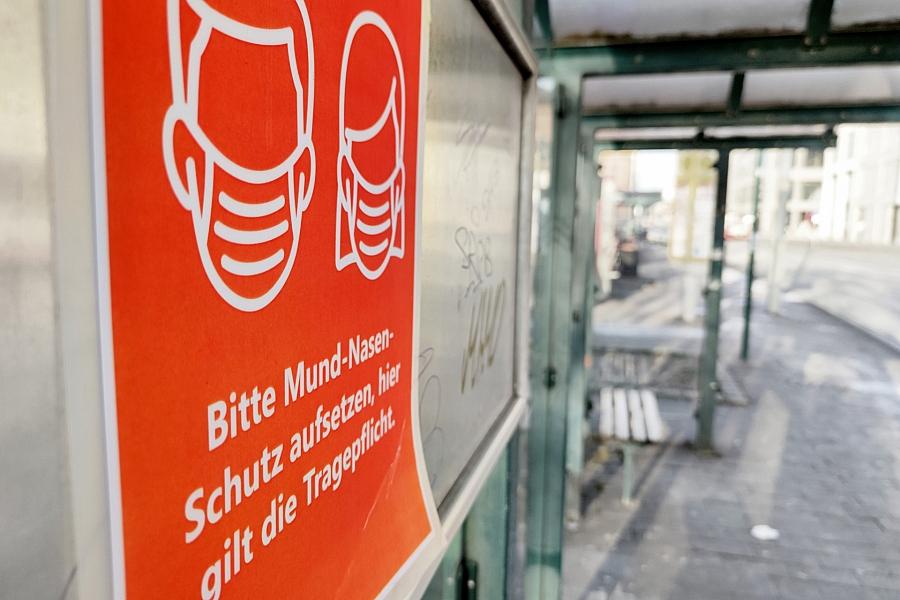 Grüne fordern Aufklärung zu überteuerten Corona-Masken und kritisieren Informationspolitik der Bundesregierung