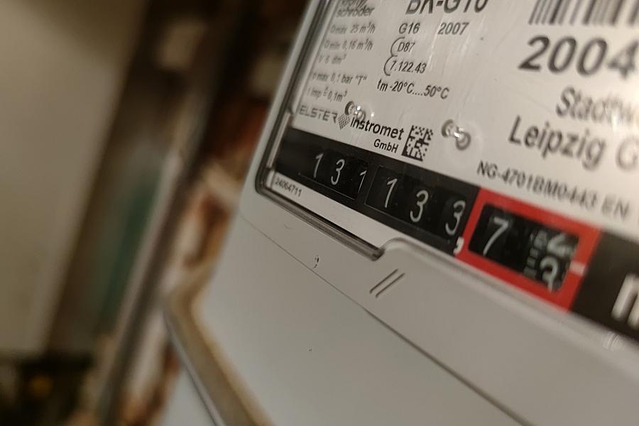 Linken-Chefin fordert staatliche Preiskontrollen für Strom und Gas wegen hoher Kosten