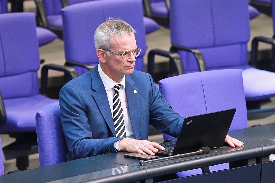 Streit in der Union über Reichensteuer – CDU-Politiker uneins über Steuererhöhungen für Spitzenverdiener