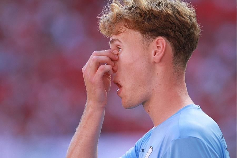 FC Schalke 04 schlägt VfL Bochum mit 2:1 – Wichtiger Heimsieg in der 2. Bundesliga