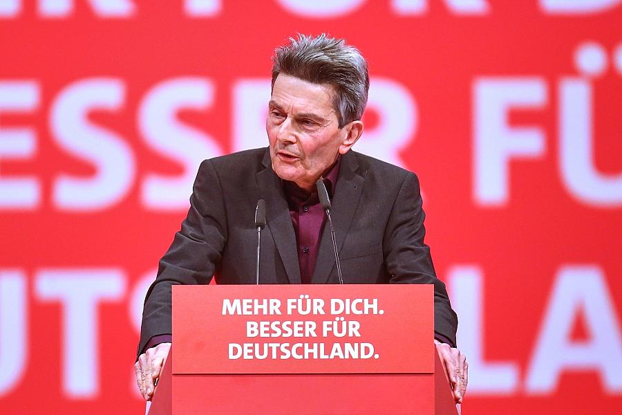 Rolf Mützenich warnt vor Atomdrohungen zwischen Trump und Russland – Kritik an deutscher Politik