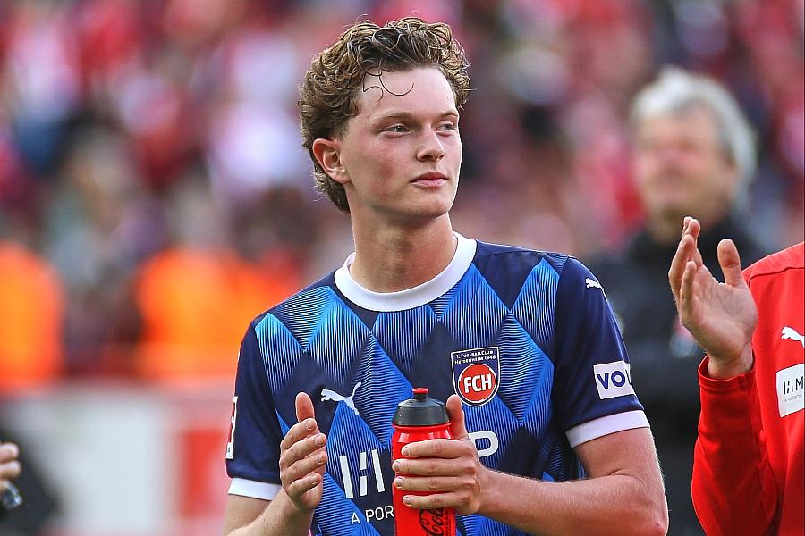 Paul Wanner wechselt von Bayern München zur PSV Eindhoven – Abgang des 19-jährigen Stürmers
