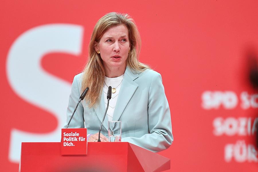 SPD-Politikerin Möller fordert Sanktionen gegen Israel