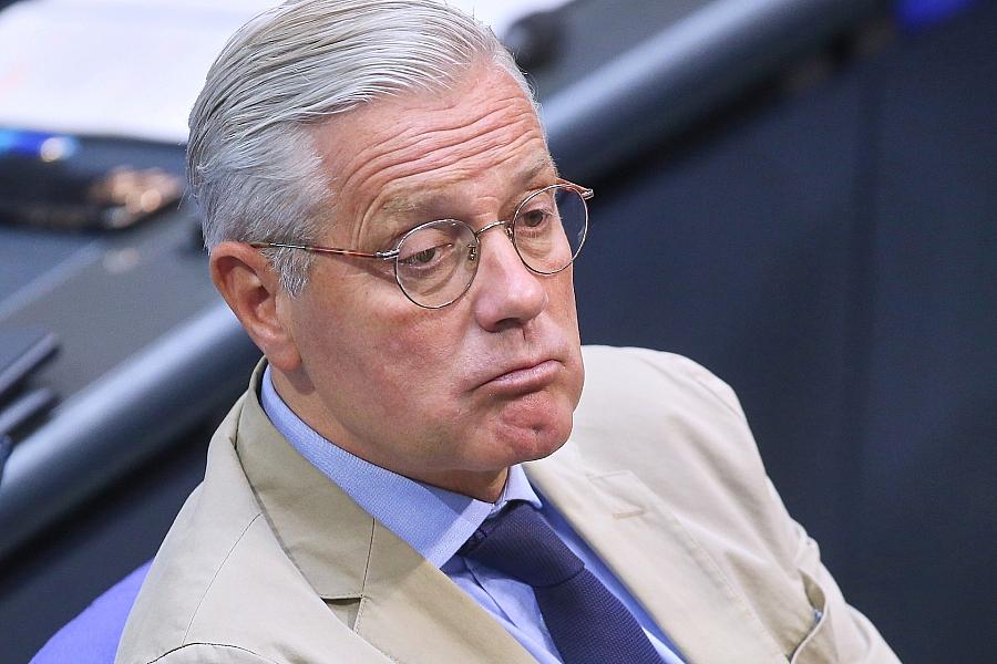 CDU-Außenpolitiker uneins bei Sicherheitsgarantien für Ukraine