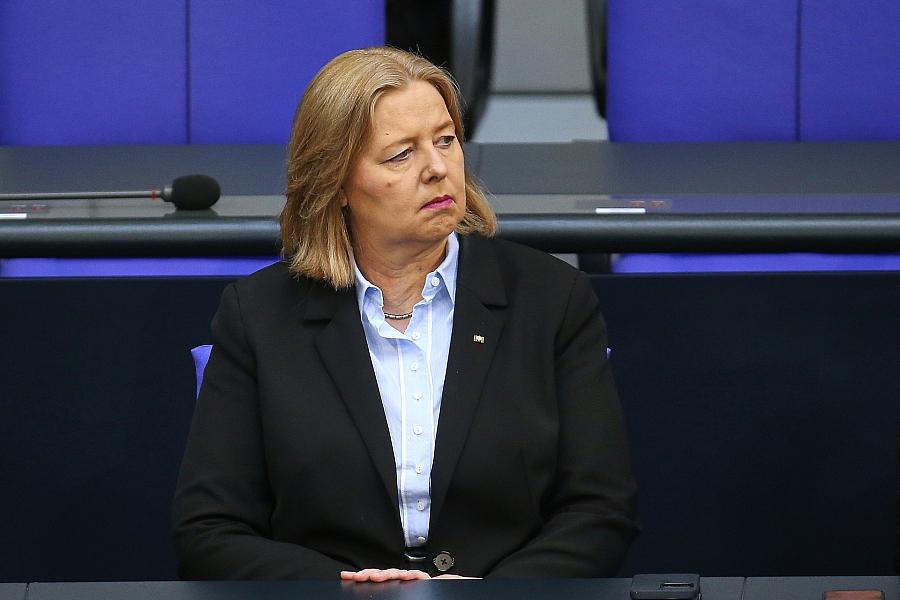 SPD warnt vor rechten Netzwerken und kritisiert Union nach Rückzug der Richterkandidatin Brosius-Gersdorf