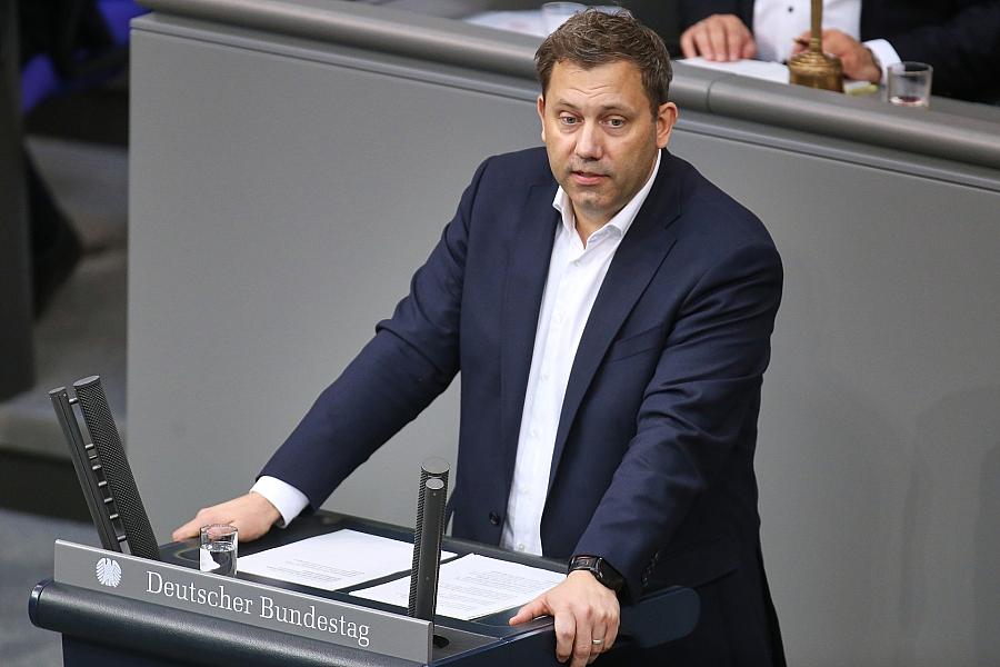 SPD plant Steuererhöhung für Spitzenverdiener zur Entlastung kleiner Einkommen