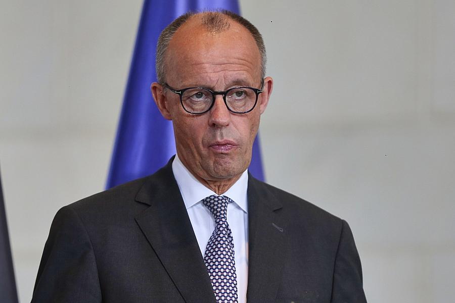 Kritische Bilanz nach 100 Tagen Merz-Regierung: Wirtschaft fordert mehr Reformen und weniger Bürokratie