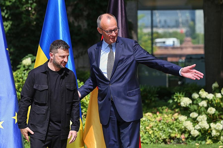 Friedrich Merz sieht Chancen für Erfolg des Trump-Putin-Gipfels durch richtige Schritte