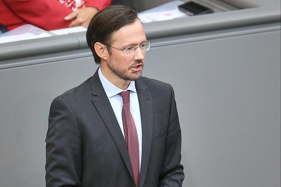 SPD verteidigt Forderung nach Strafen für verbale sexuelle Belästigung