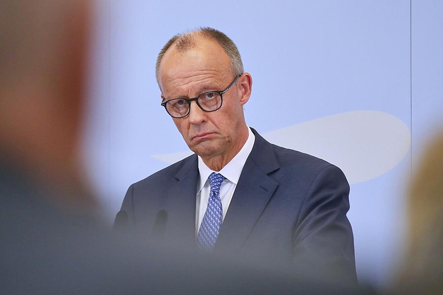 Afghanen nach Abschiebung aus Pakistan fordern Hilfe von deutscher Regierung