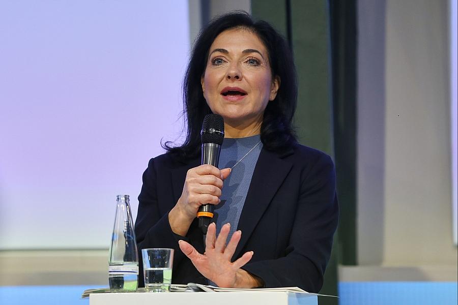 Reiche erwägt Wasserstoff aus Gas für Industriewende