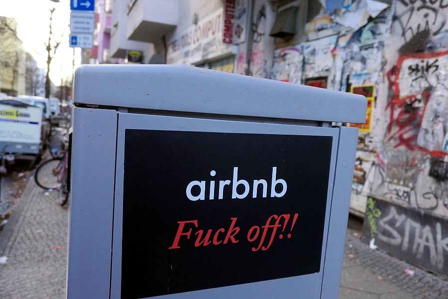 Mieterbund und Haus und Grund fordern schärfere Regulierung von Airbnb und Kurzzeitvermietungen