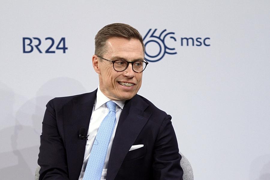 Finnlands Präsident Stubb verteidigt Trumps Ukraine-Kurs und sieht Silberstreif am Horizont