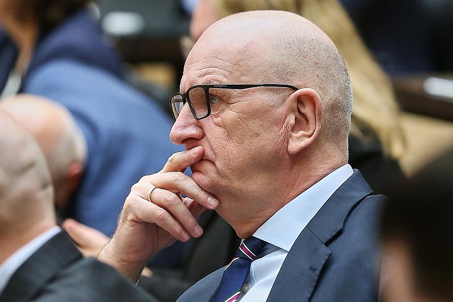 Konsequenzen für AfD-Mitglieder im öffentlichen Dienst: Länder kündigen Prüfung an bei rechtlicher Bestätigung der Verfassungsschutz-Einstufung
